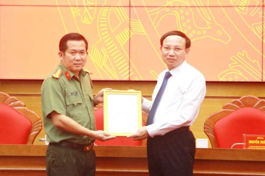 Đại tá Đinh Văn Nơi giữ chức Bí thư Đảng ủy Công an tỉnh Quảng Ninh - 1