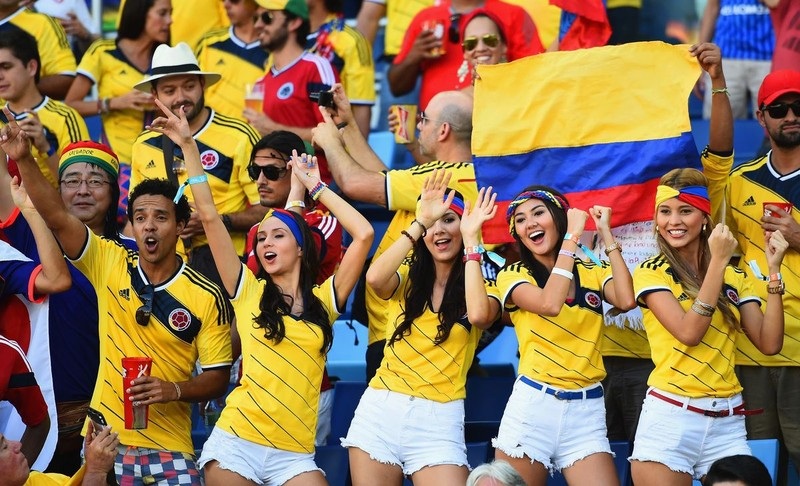 2022 年カタール ワールド カップは、ファンにとって非常に高くつきますか?  - 最初