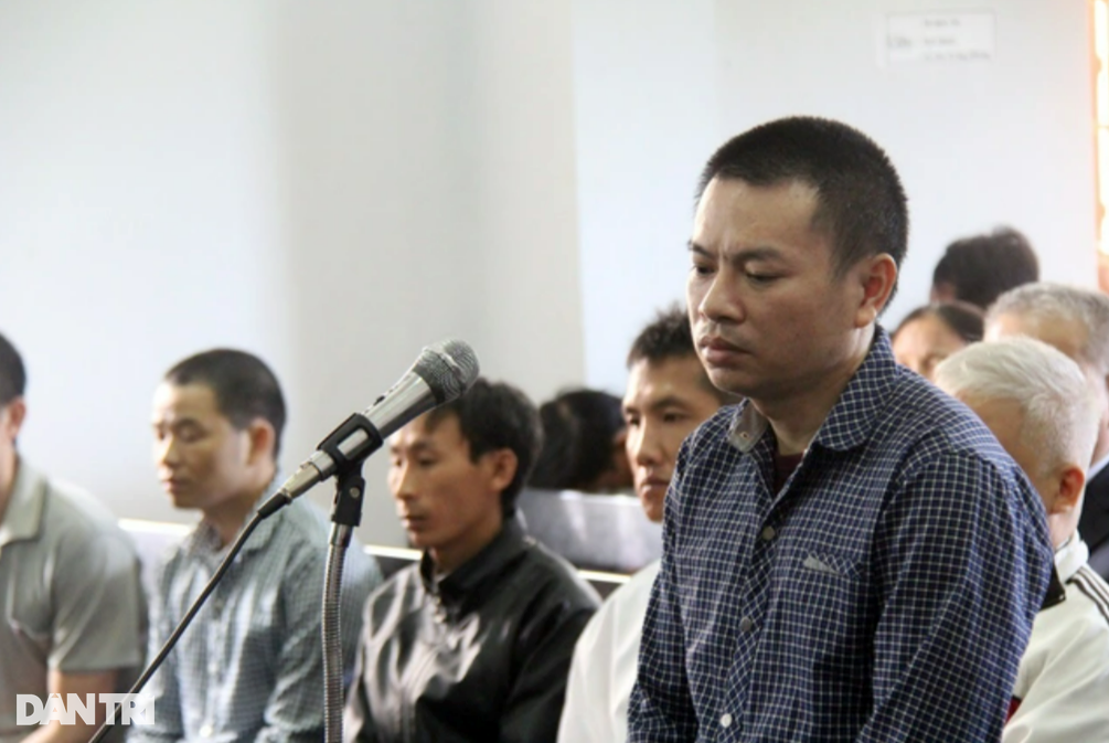 Tử tù Đặng Văn Hiến được Chủ tịch nước ân giảm xuống án chung thân - 2 Tử tù Đặng Văn Hiến được Chủ tịch nước ân giảm xuống án chung thân - 2