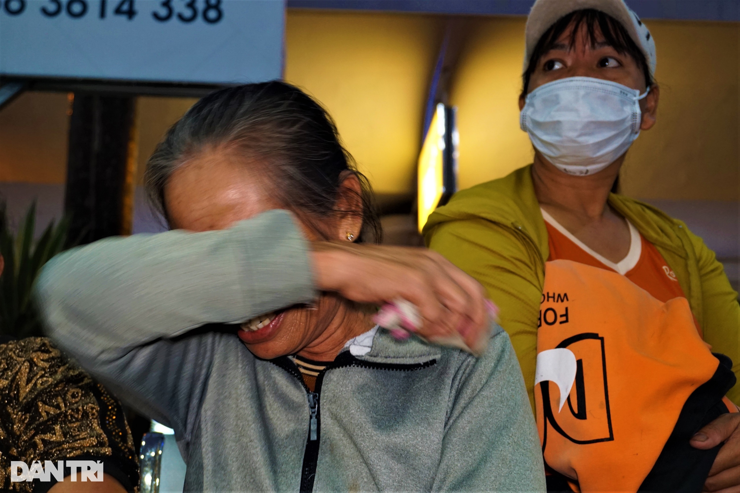 Nước mắt ngày về của 37 ngư dân bị tạm giữ ở Malaysia - 2