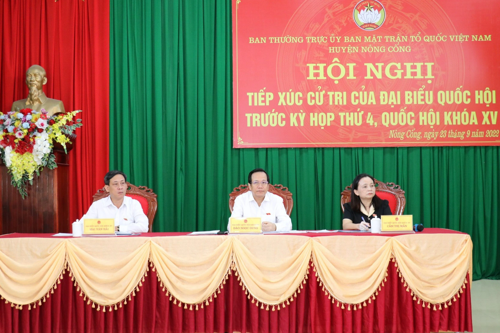 労働傷病兵社会問題大臣: 公務員が給料で生活できるようにすぐに調整する - 1 労働傷病兵社会問題大臣: 公務員が給料で生活できるようにすぐに調整する - 1