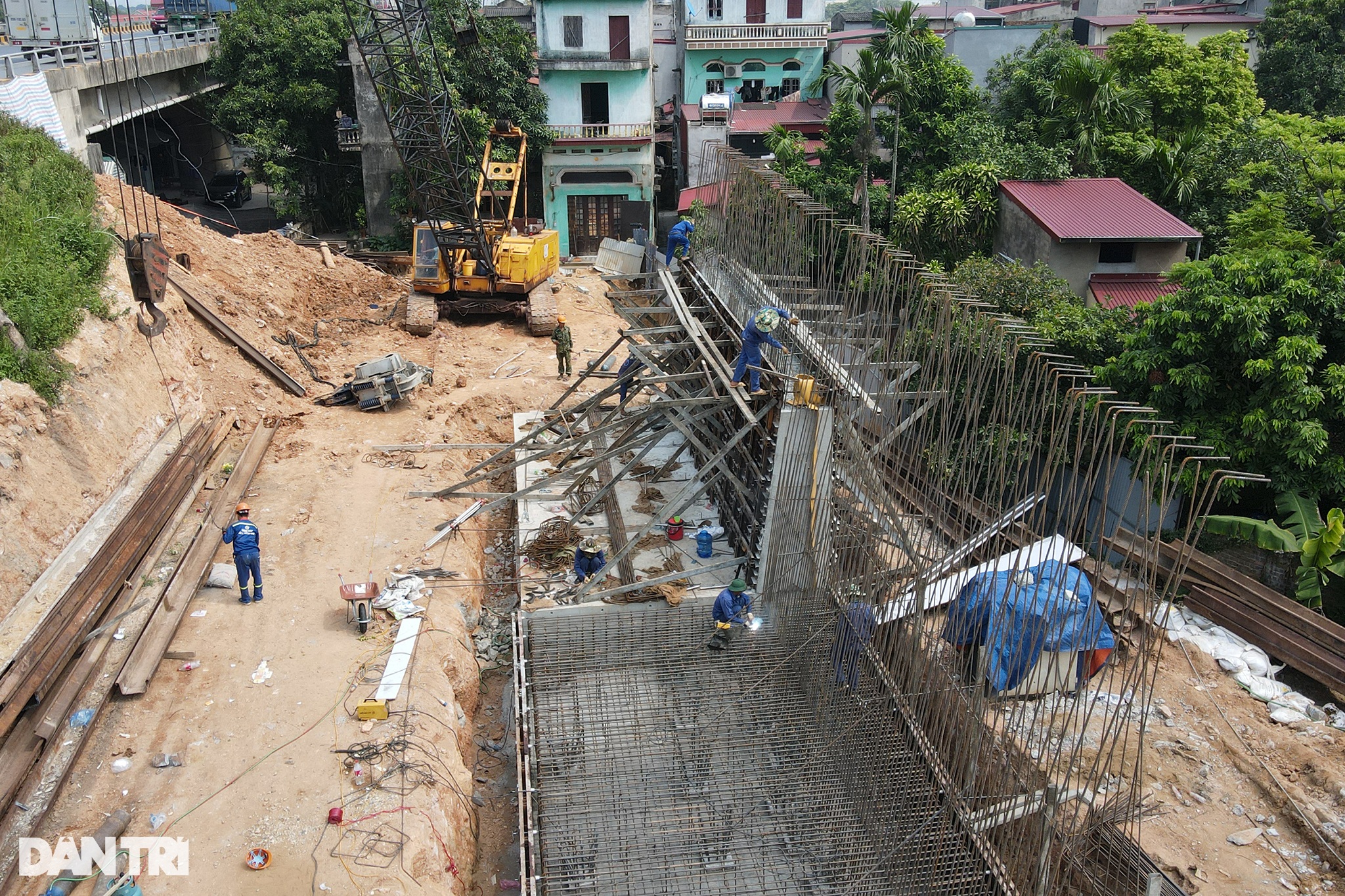 Dự án cầu Như Nguyệt gần 500 tỷ đồng nguy cơ chậm tiến độ vì đói mặt bằng - 3