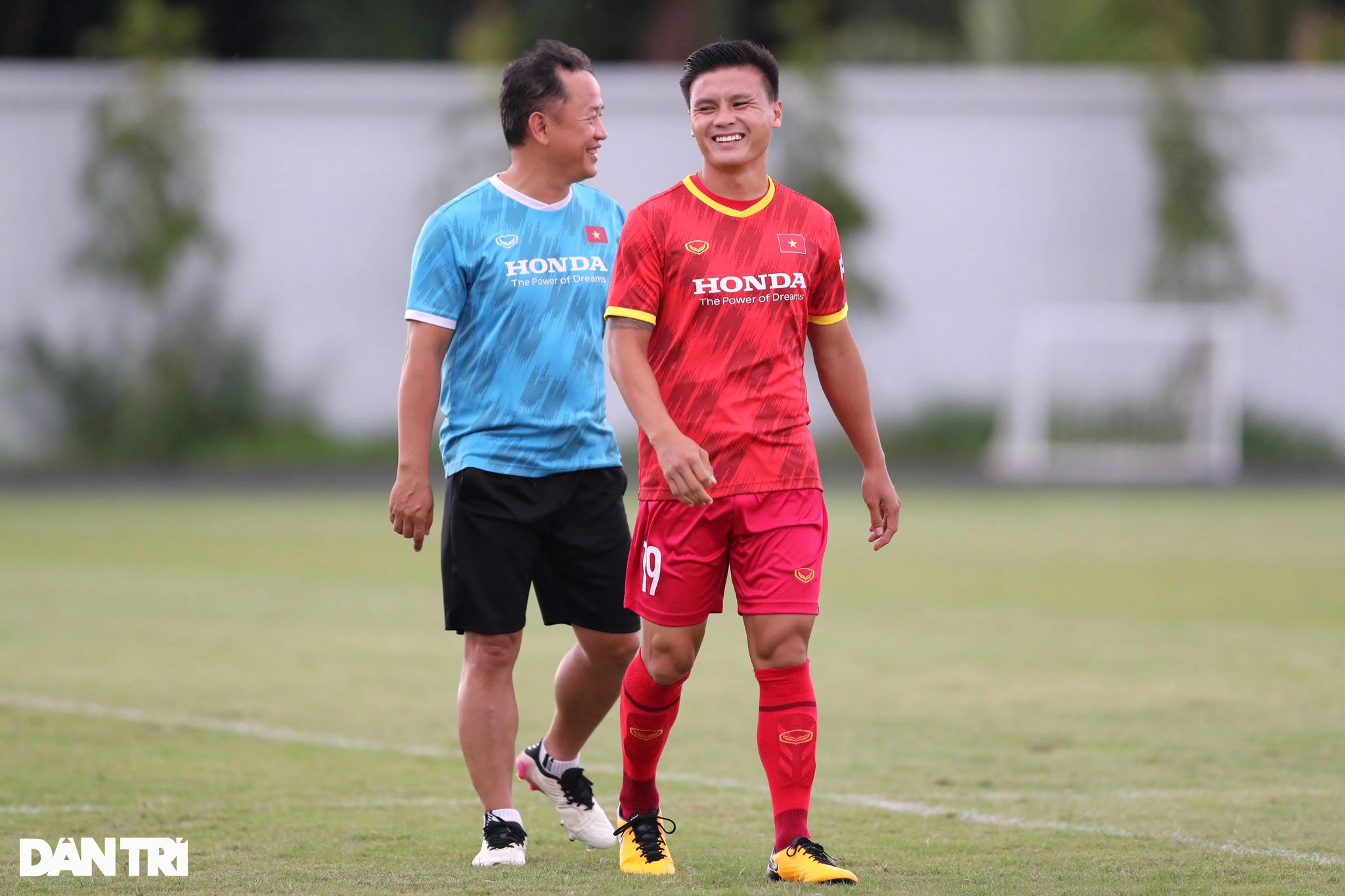 ダービー監督: ベトナム人選手は成長するために海外に行かなければならない - 2 ダービー監督: ベトナム人選手は成長するために海外に行かなければならない - 2