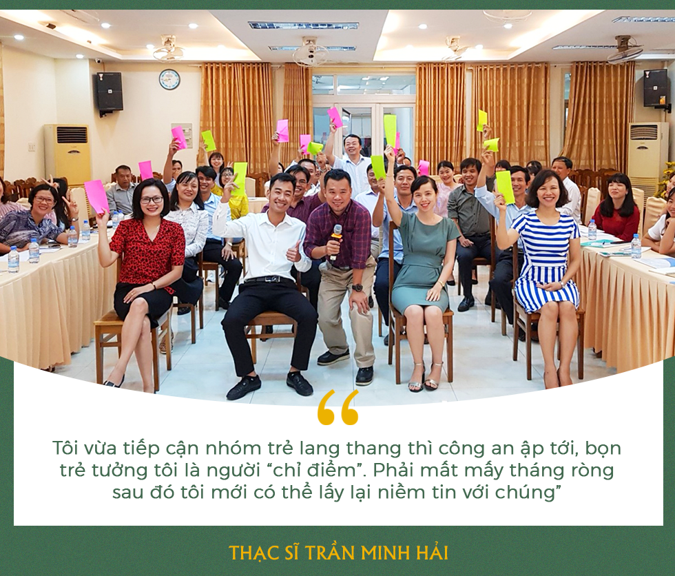 Người thầy đường phố kéo hàng trăm trẻ bụi đời thoát án ma túy, tù tội - 9 Người thầy đường phố kéo hàng trăm trẻ bụi đời thoát án ma túy, tù tội - 9