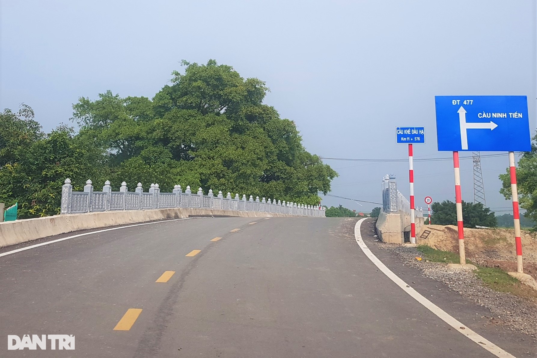 Cầu 19 tỷ đồng thông xe sau 10 năm bị bỏ hoang - 1 Cầu 19 tỷ đồng thông xe sau 10 năm bị bỏ hoang - 1