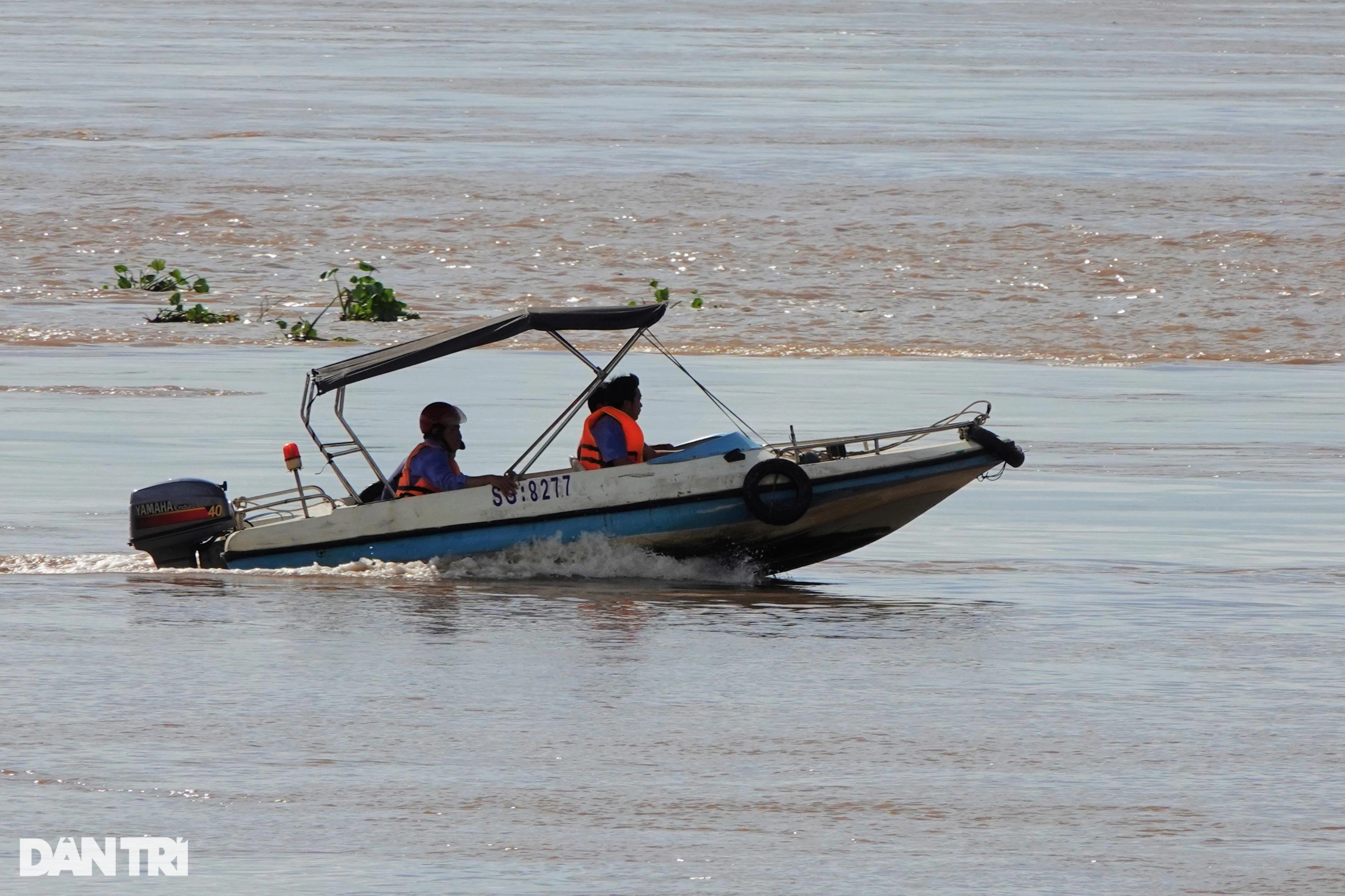 Tai nạn ở cầu Mỹ Thuận 2: Nước chảy xiết, con tôi lại không biết bơi - 4