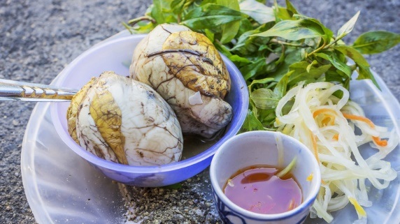 Choáng với những món ăn gây &quot;sốc&quot; của nền ẩm thực Đông Nam Á, trong đó có Việt Nam - Ảnh 2.