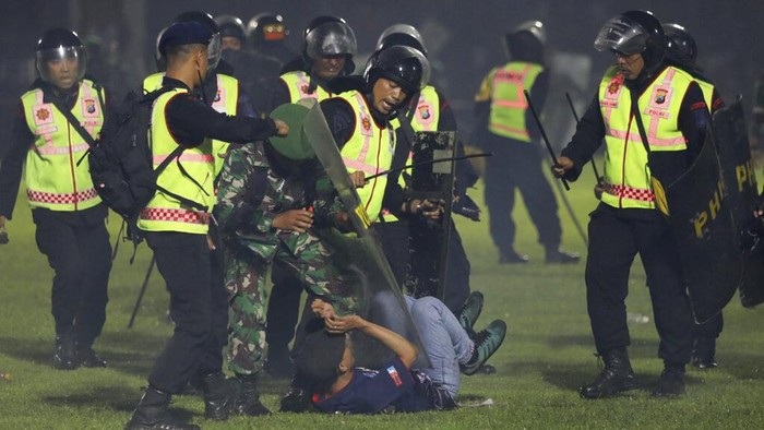FIFA có động thái mới, Indonesia lo ngay ngáy bị phạt rất nặng - 1