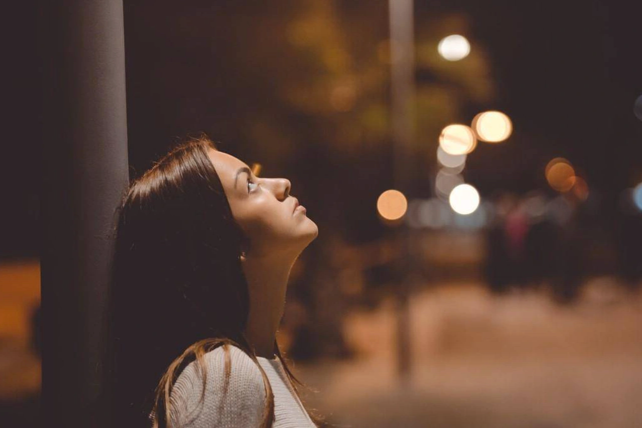 Lấy vợ hơn 12 tuổi, tôi không chịu nổi tình yêu quá "nhiệt" của cô ấy - Ảnh 1. Lấy vợ hơn 12 tuổi, tôi không chịu nổi tình yêu quá "nhiệt" của cô ấy - Ảnh 1.