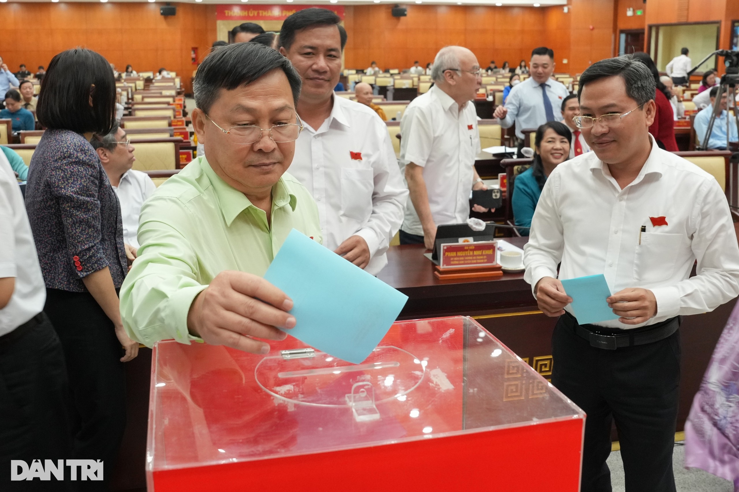 Ông Bùi Xuân Cường được bầu làm Phó Chủ tịch UBND TPHCM - 3 Ông Bùi Xuân Cường được bầu làm Phó Chủ tịch UBND TPHCM - 3