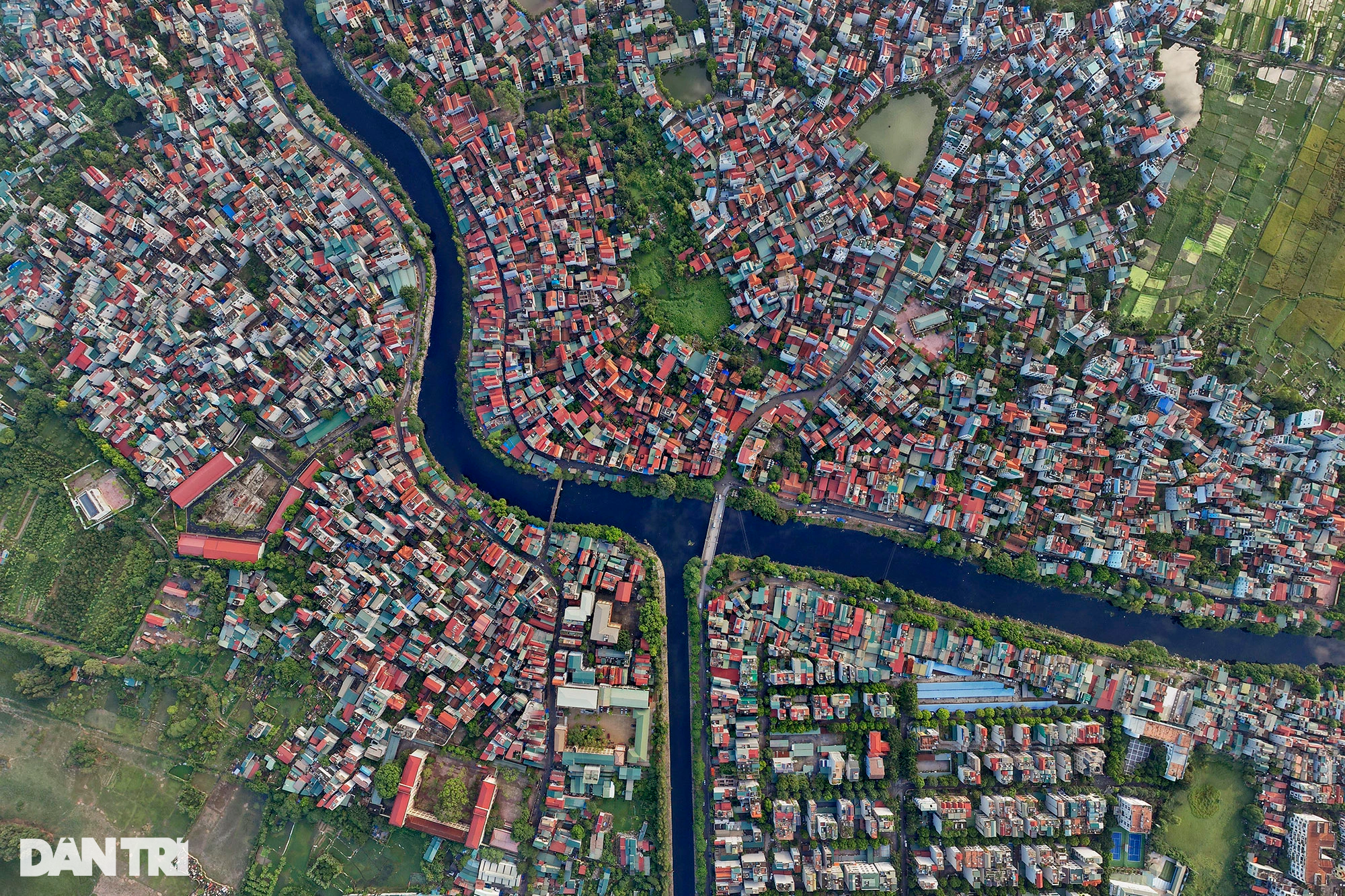 14km dòng sông chết Tô Lịch giữa lòng thành phố Hà Nội - 18