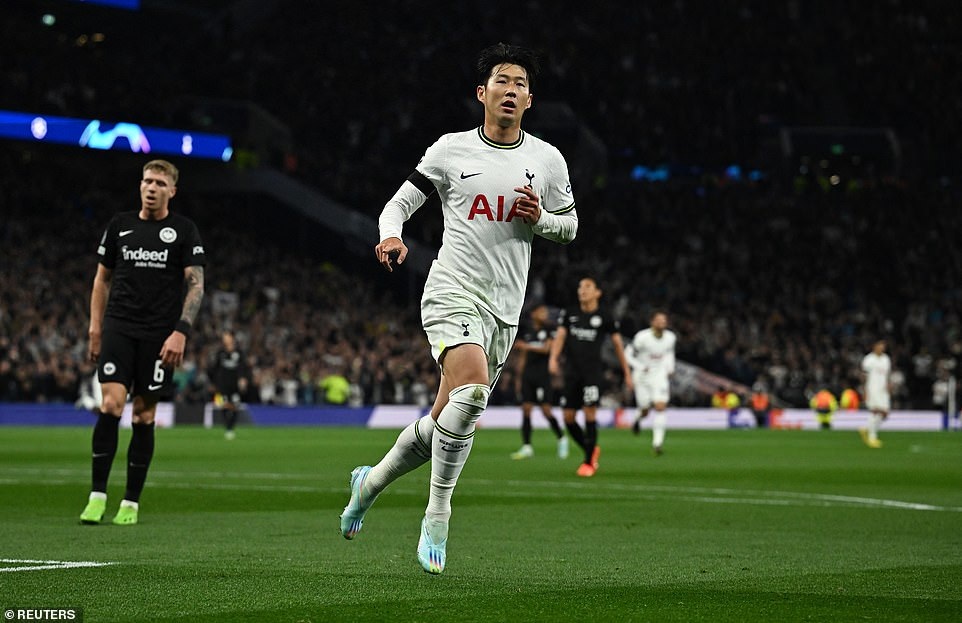 Son Heung Min tỏa sáng, Tottenham nở nụ cười trong cơn mưa bàn thắng - 5