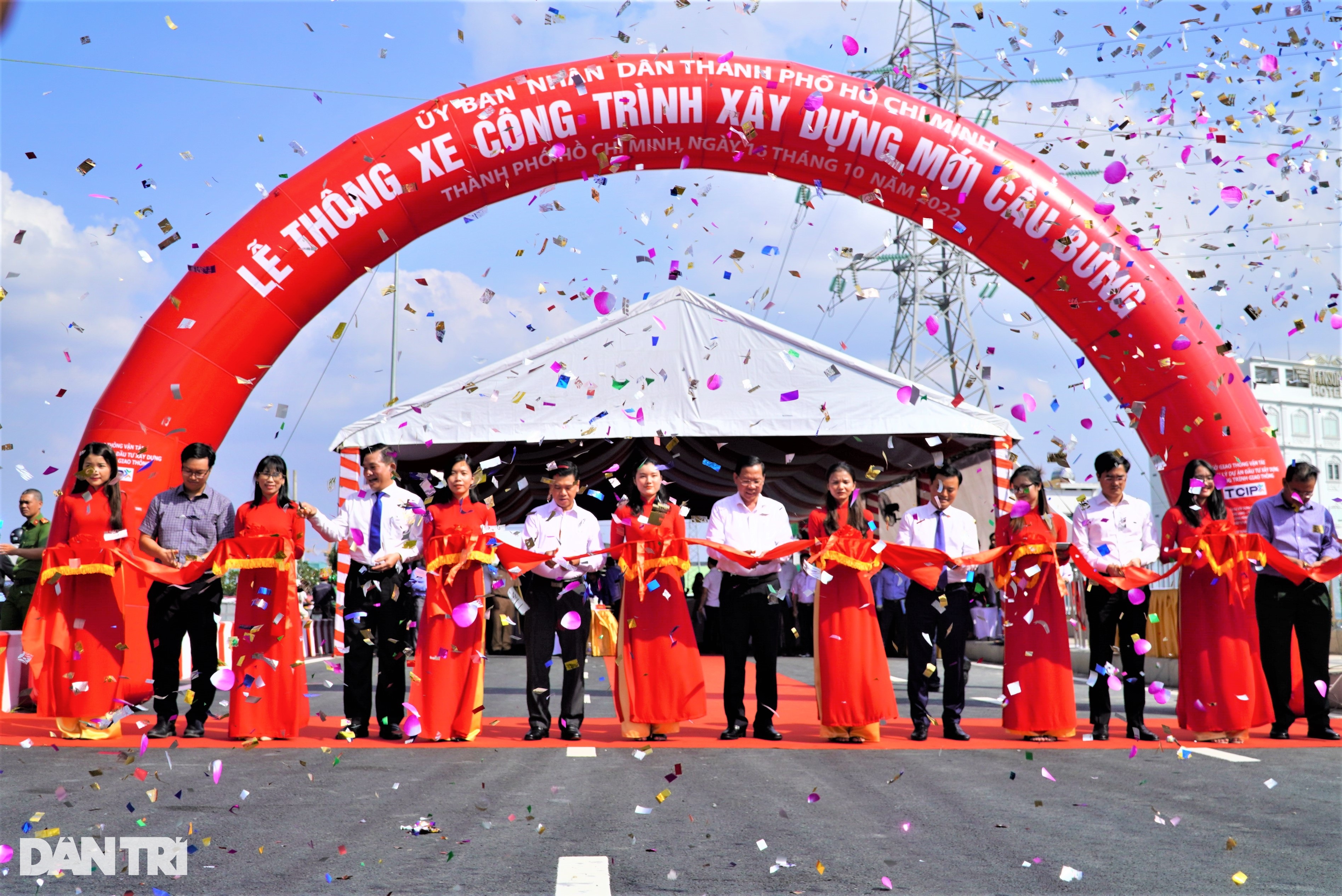 Thông xe cầu Bưng, giảm ùn tắc khu vực Tây Bắc TPHCM - 1 Thông xe cầu Bưng, giảm ùn tắc khu vực Tây Bắc TPHCM - 1