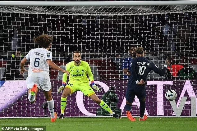 Mbappe xóa tan tin đồn mâu thuẫn, kiến tạo để Neymar ghi bàn hạ Marseille - 3