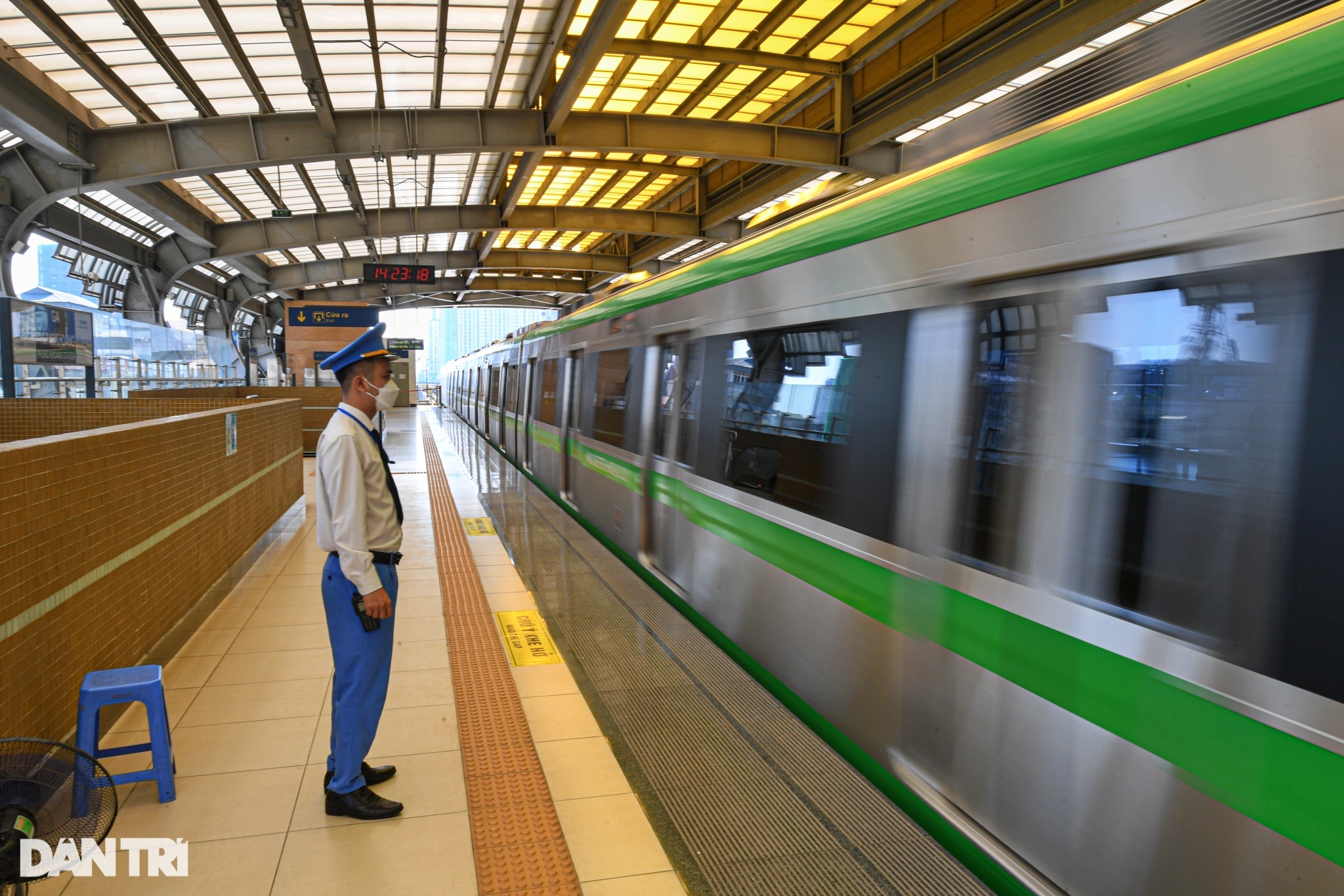 6,5 triệu lượt khách đi tàu metro Cát Linh - Hà Đông sau 11 tháng - 12