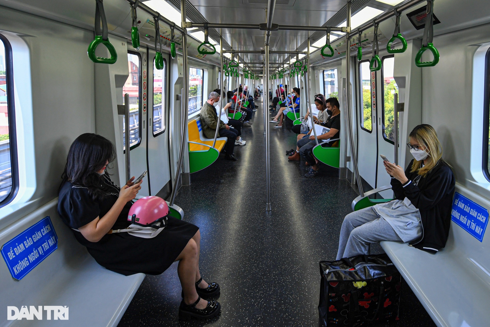 6,5 triệu lượt khách đi tàu metro Cát Linh - Hà Đông sau 11 tháng - 16