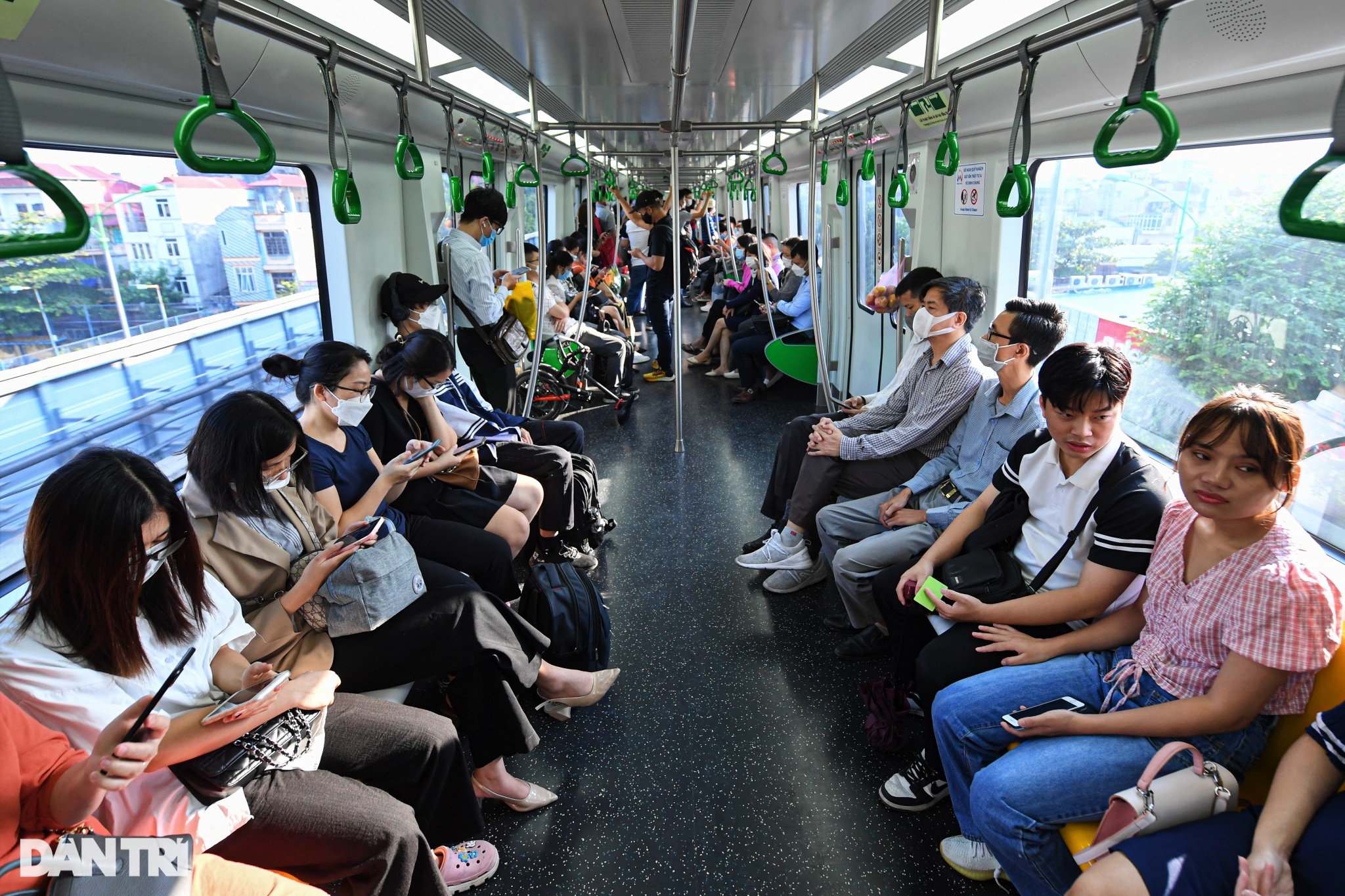 6,5 triệu lượt khách đi tàu metro Cát Linh - Hà Đông sau 11 tháng - 1