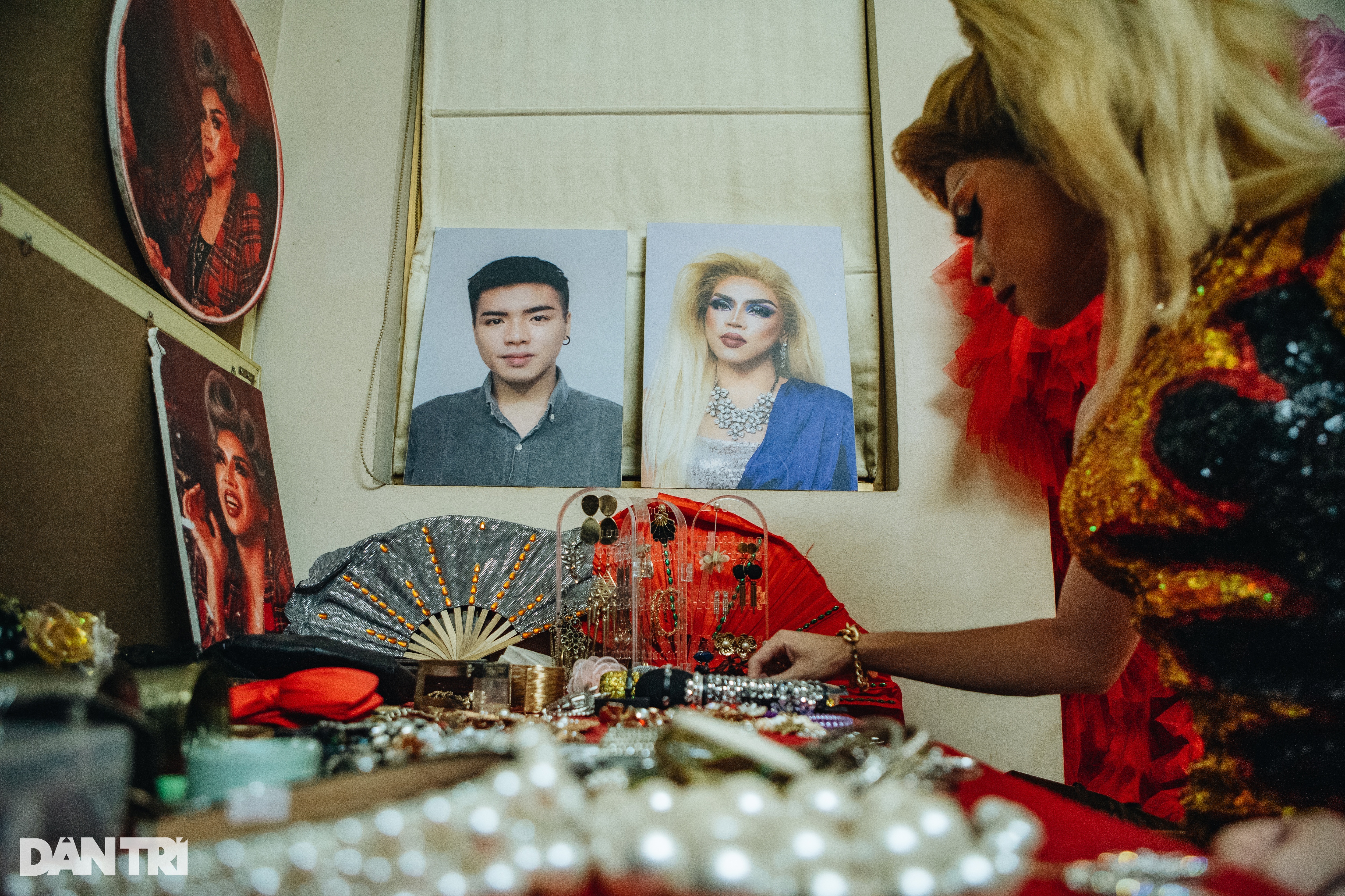 Chàng trai Hà Nội sáng công sở, tối lên bar hóa nữ hoàng sân khấu - 10 Chàng trai Hà Nội sáng công sở, tối lên bar hóa nữ hoàng sân khấu - 10