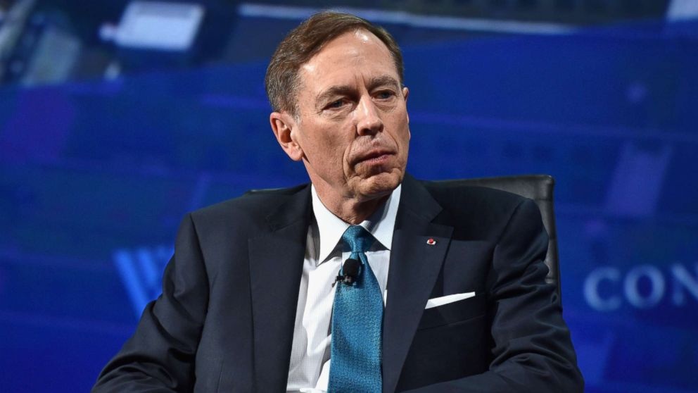 元 CIA 長官は、米国がウクライナに軍隊を派遣する可能性があるというシナリオについて話し合った - 1