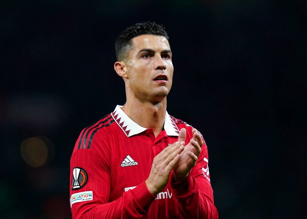 HLV Ten Hag ép C.Ronaldo rời Man Utd ngay đầu năm 2023 - 2