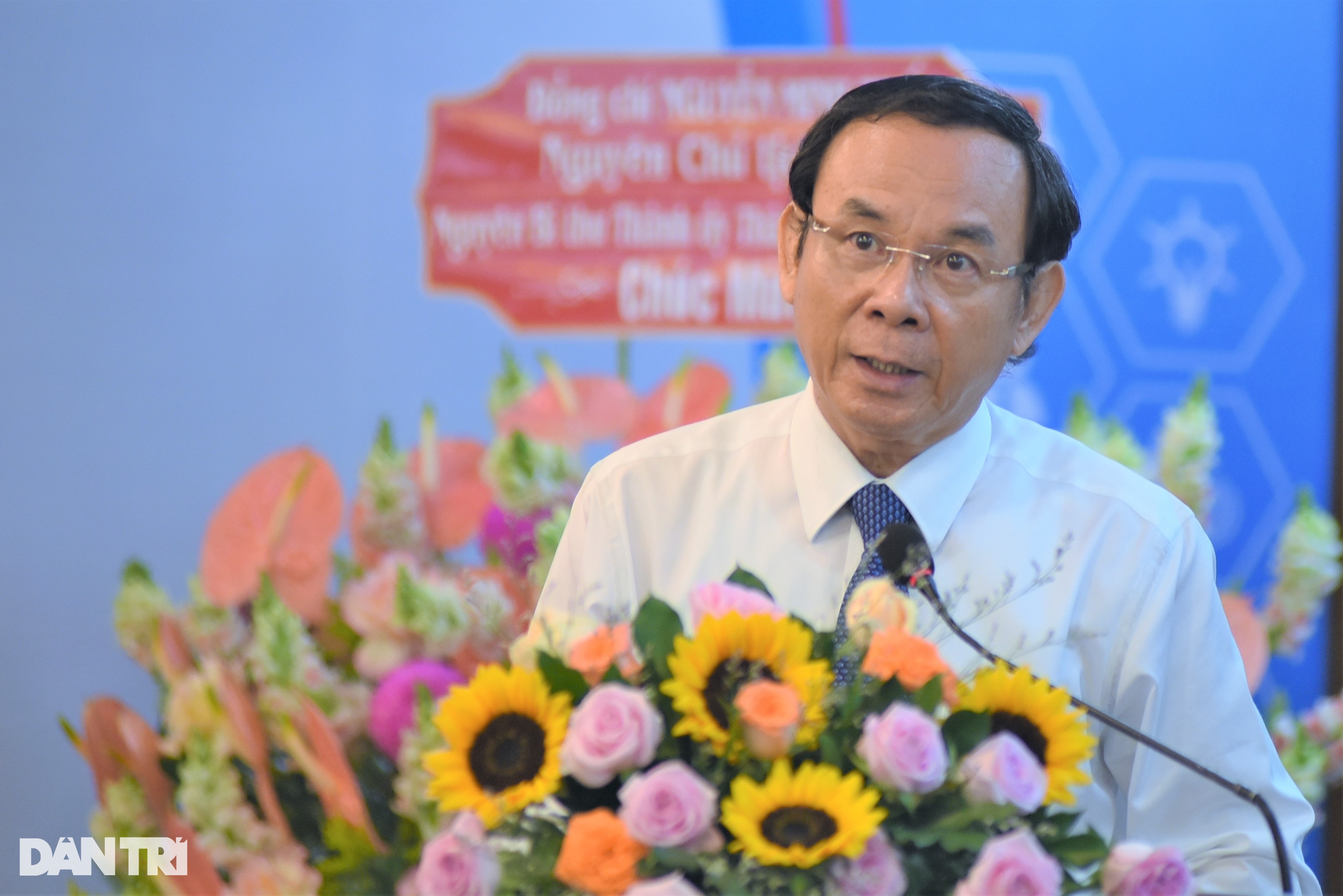 Bí thư Nguyễn Văn Nên: So sánh với thế giới để định vị TPHCM đang ở mức nào - 3 Bí thư Nguyễn Văn Nên: So sánh với thế giới để định vị TPHCM đang ở mức nào - 3