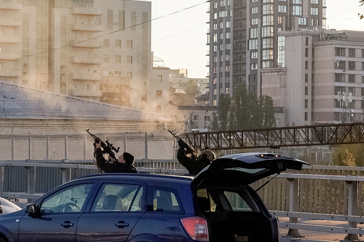 Nga phóng UAV tự sát, tập kích thủ đô Kiev - 1