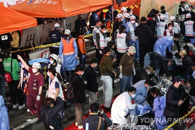 Hơn 150 người chết trong vụ giẫm đạp tại Hàn Quốc