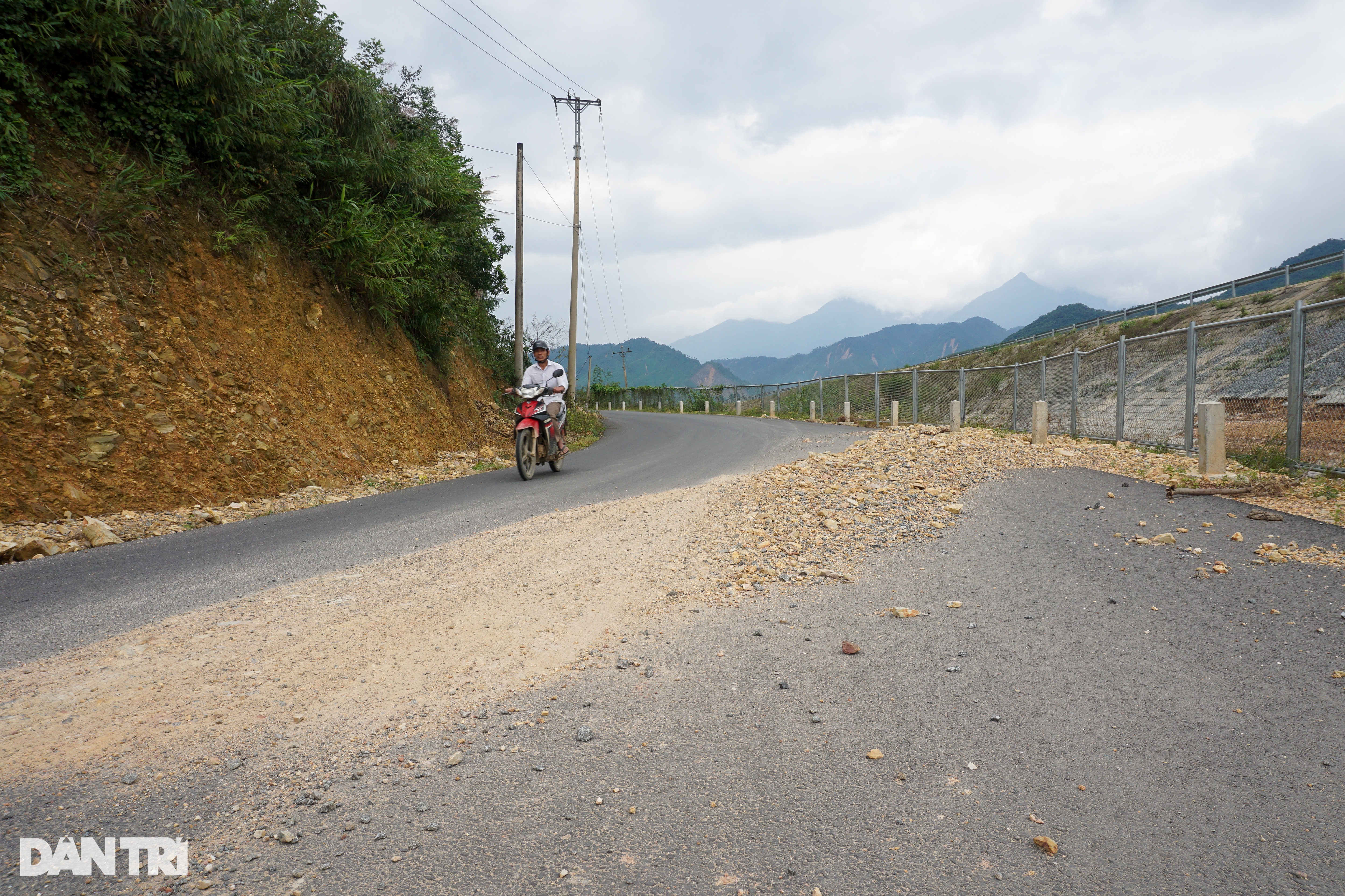 Tuyến đường hơn 700 tỷ đồng ở Đà Nẵng vỡ toác - 13