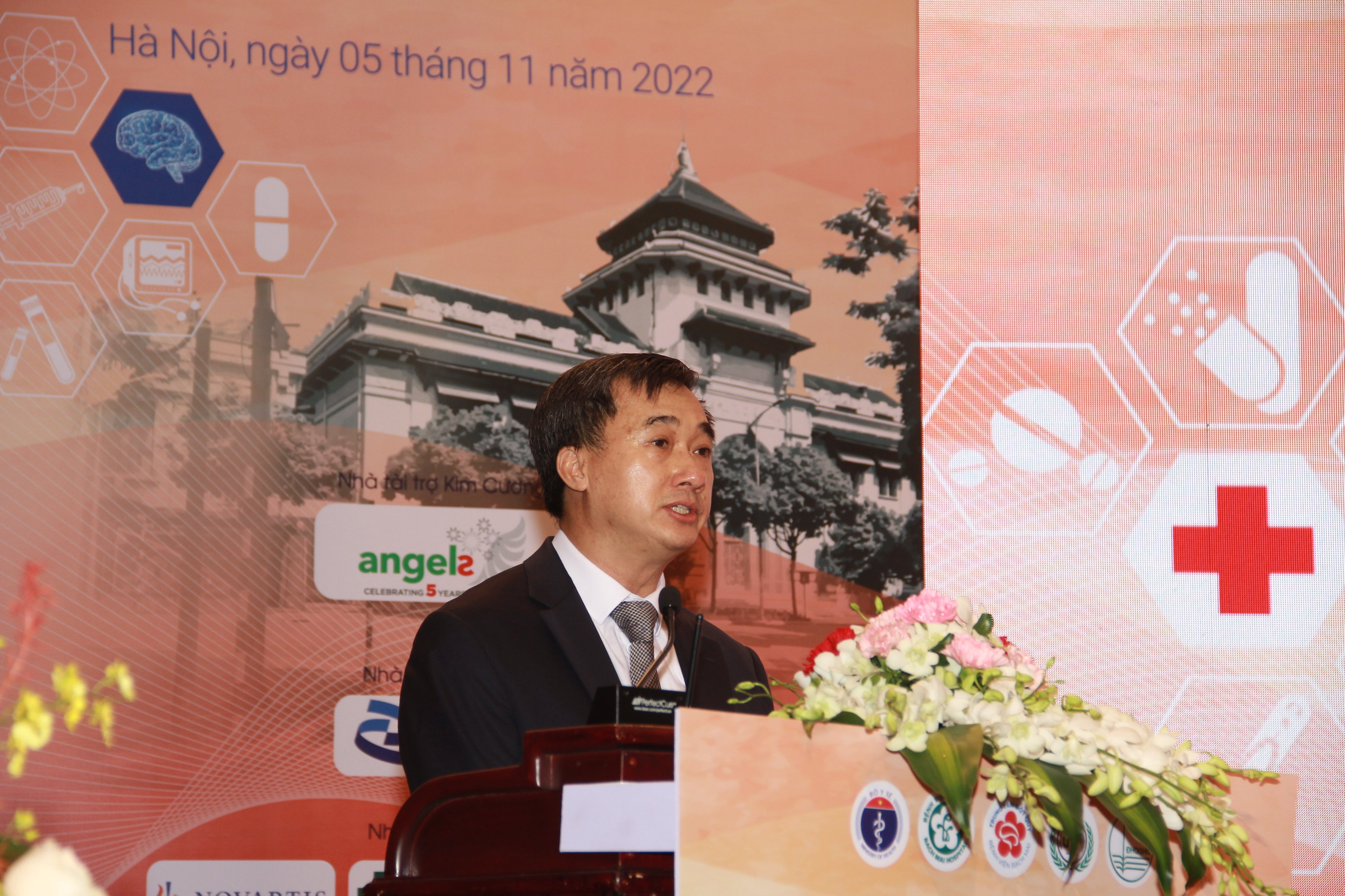 Hơn 200.000 ca đột quỵ mỗi năm, ngày càng gặp ở nhiều người trẻ - 1