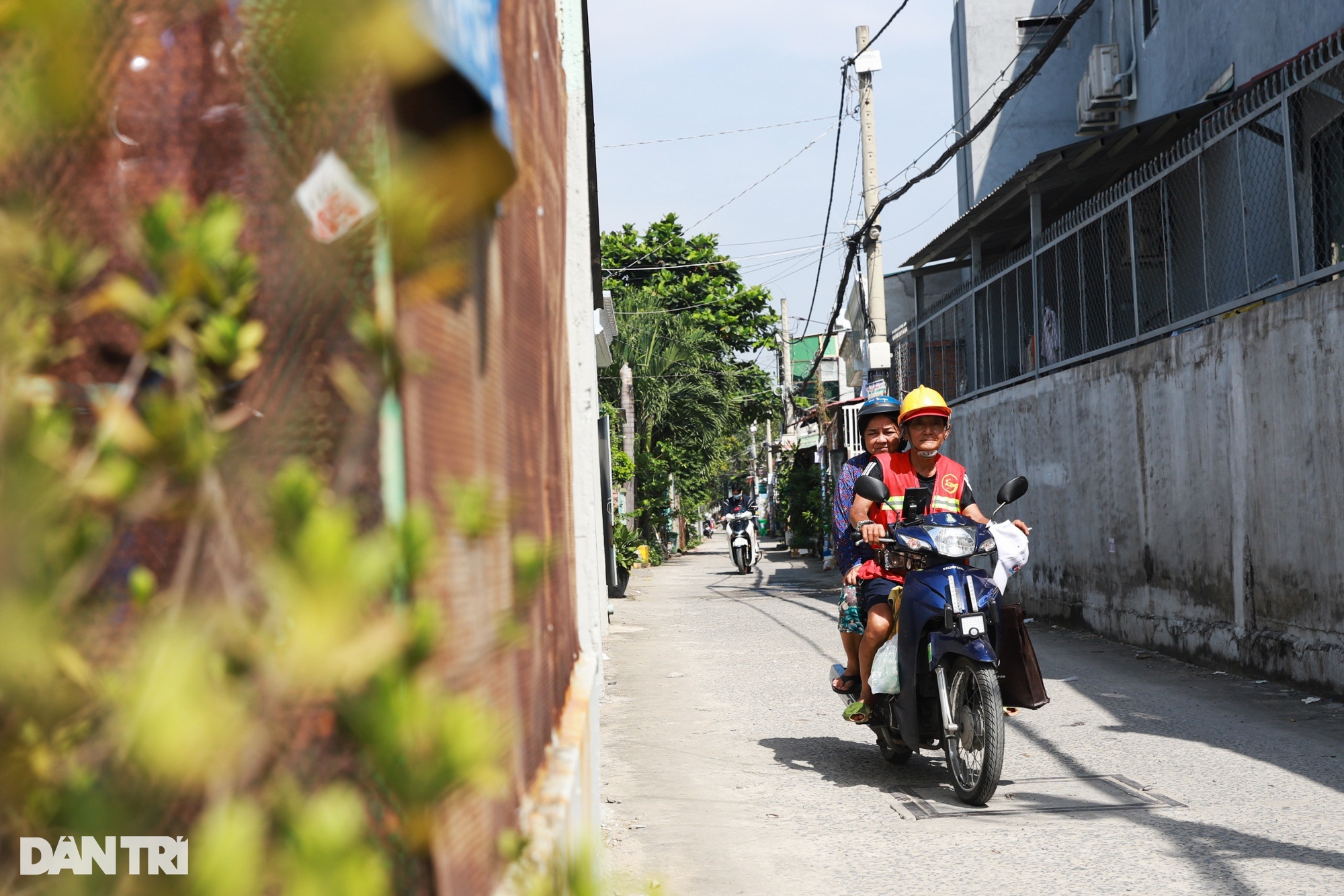 Over 30 years of picking up trash, the old man in Ho Chi Minh City has a fortune of billions - 11