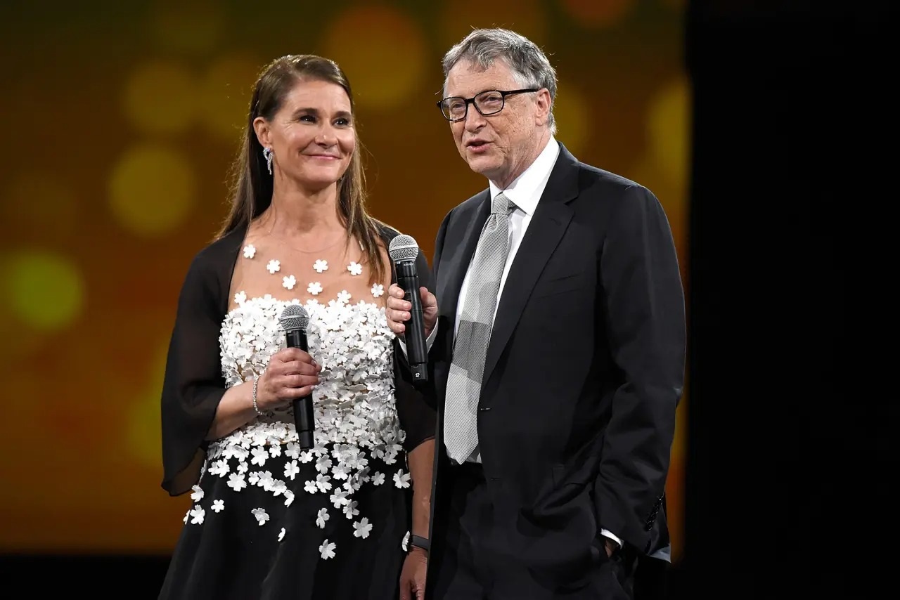 Nam phóng viên phong độ được cho là người tình của nữ tỷ phú Melinda Gates - 2