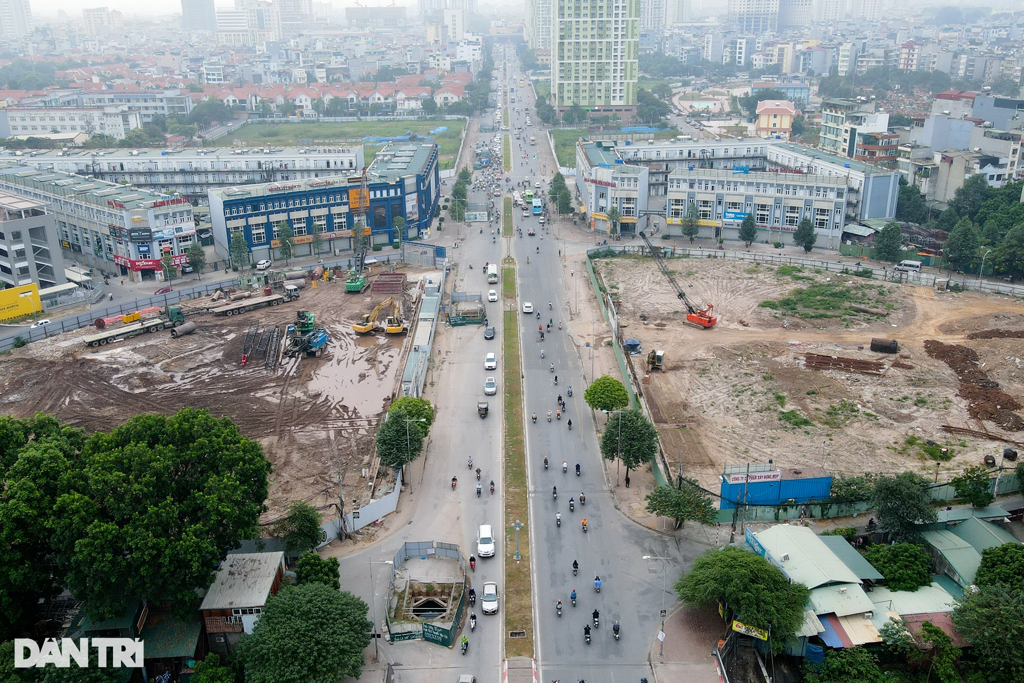 Loạt 9 lô cốt nằm bất động nhiều năm trên tuyến đường dài 1,2km tại Hà Nội - 1