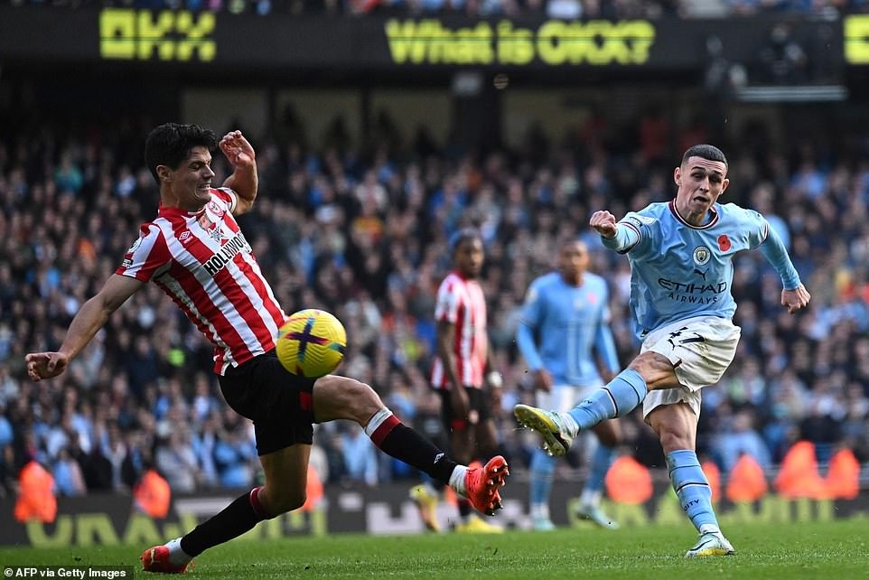 Haaland vô duyên, Man City thua đau đớn Brentford - 2