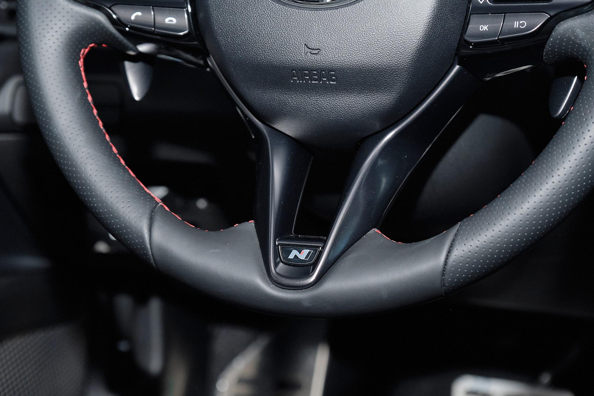 View - Hyundai Elantra N-Line: hút mắt từ mọi góc nhìn, trang bị hấp dẫn, động cơ là điểm nhấn | Báo Dân trí