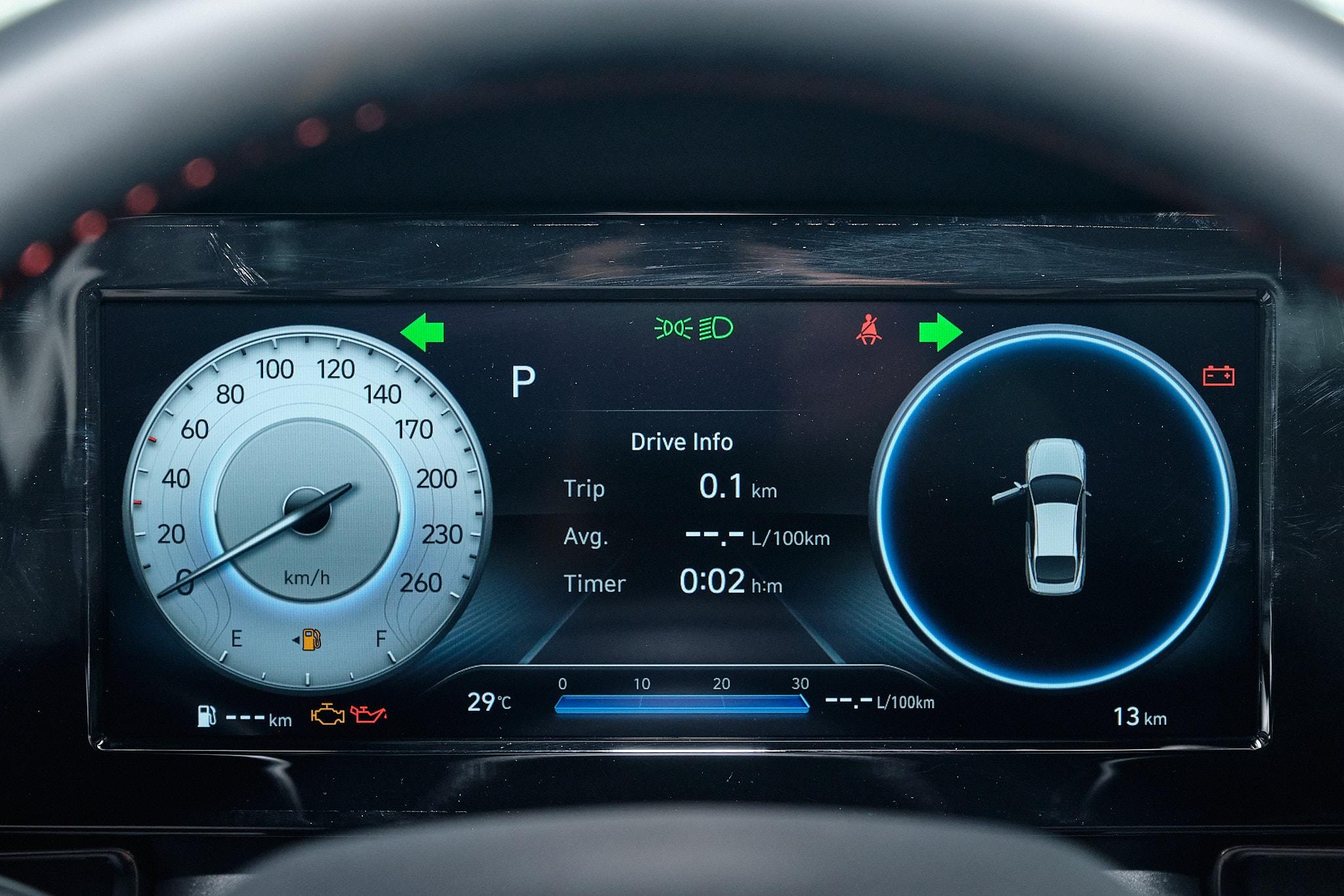 View - Hyundai Elantra N-Line: hút mắt từ mọi góc nhìn, trang bị hấp dẫn, động cơ là điểm nhấn | Báo Dân trí