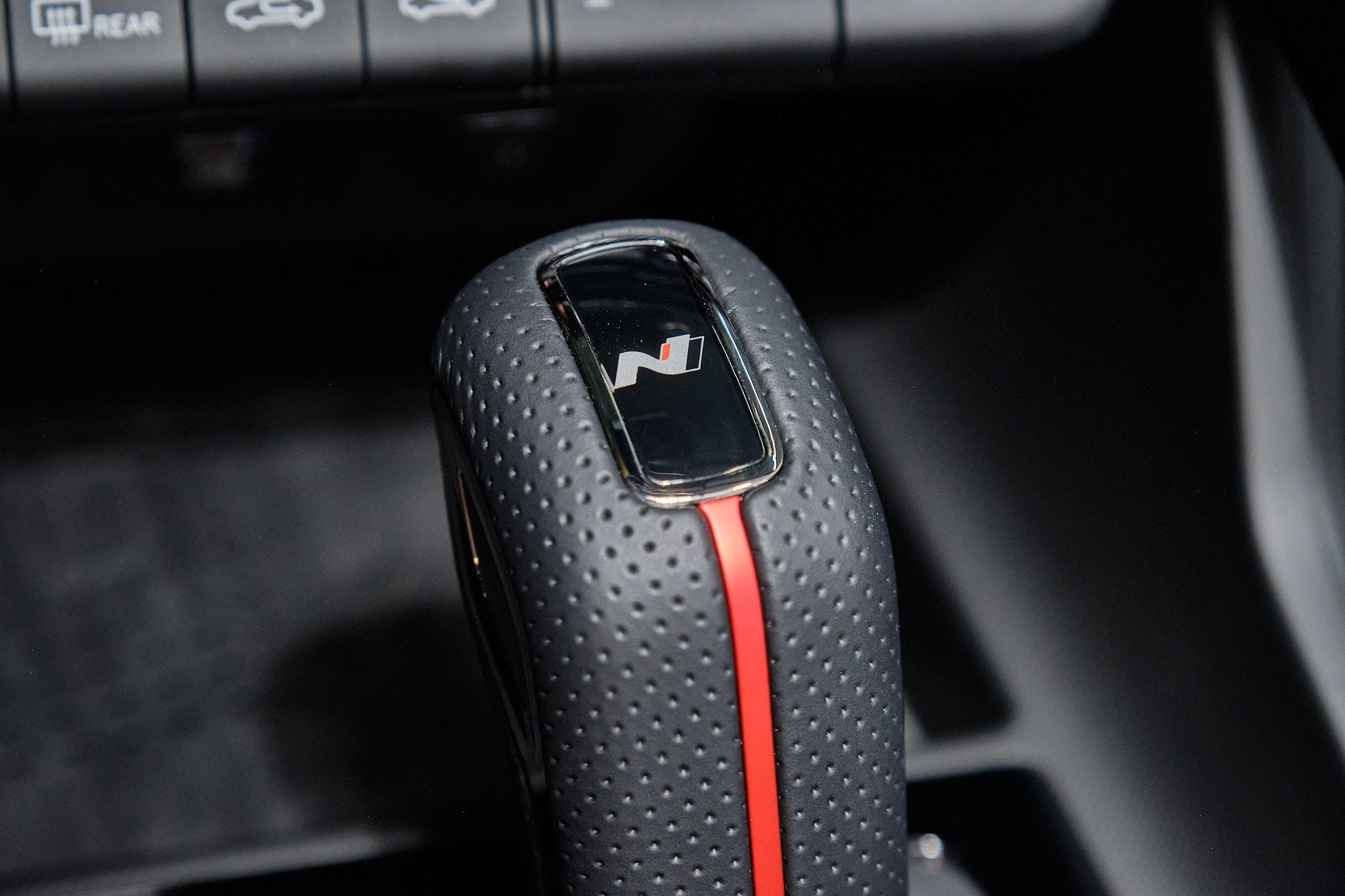 View - Hyundai Elantra N-Line: hút mắt từ mọi góc nhìn, trang bị hấp dẫn, động cơ là điểm nhấn | Báo Dân trí