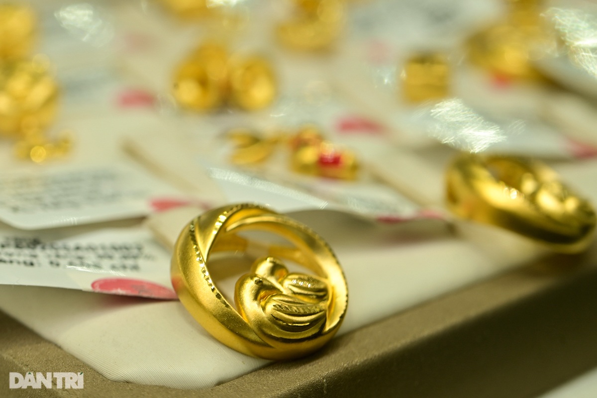 金価格が急上昇し、米ドルが大幅に下落 - 1 金価格が急上昇し、米ドルが大幅に下落 - 1