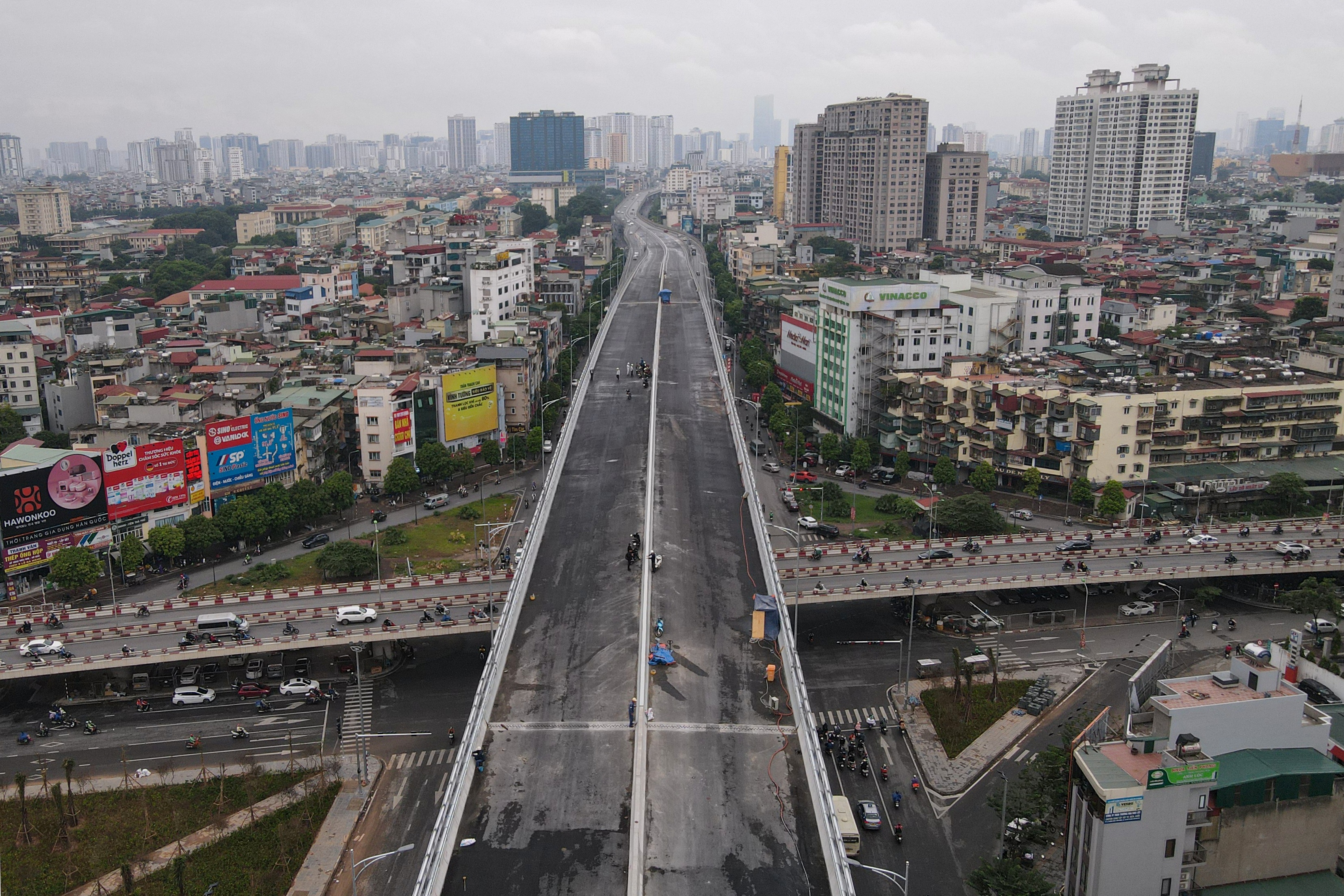 Diện mạo đường vành đai 2 trên cao trước ngày thông xe dịp Tết Dương lịch - 3