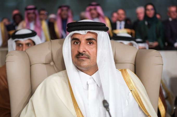 Hoàng tử Qatar nổi tiếng nhờ World Cup: Điển trai, phong độ và thành đạt - 10