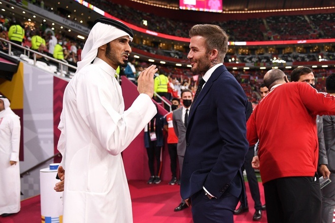 Hoàng tử Qatar nổi tiếng nhờ World Cup: Điển trai, phong độ và thành đạt - 1