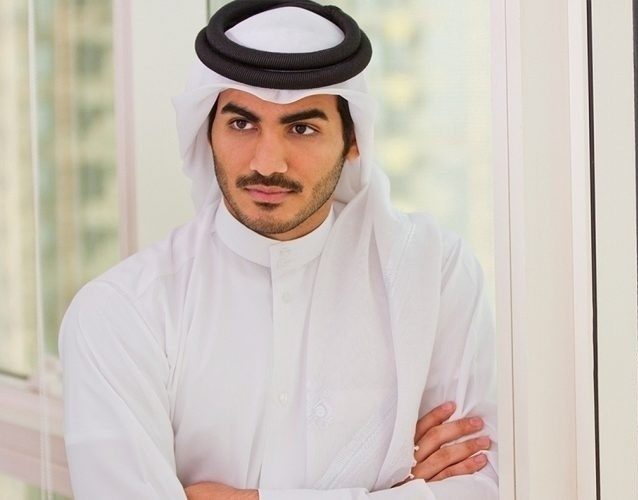 Hoàng tử Qatar nổi tiếng nhờ World Cup: Điển trai, phong độ và thành đạt - 9