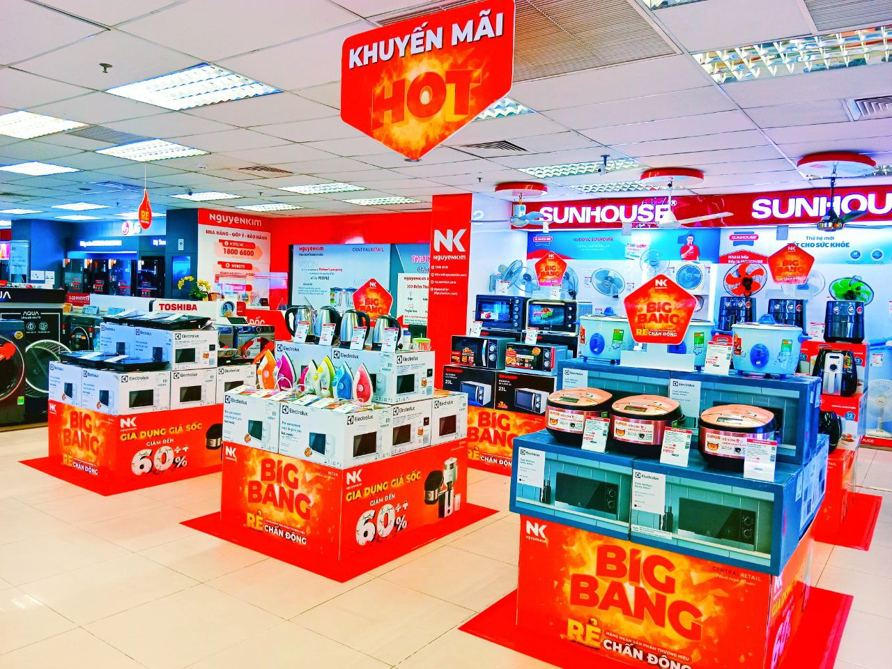 Nguyễn Kim giảm giá tới hơn 50% trong chương trình khuyến mại Big Bang - 2