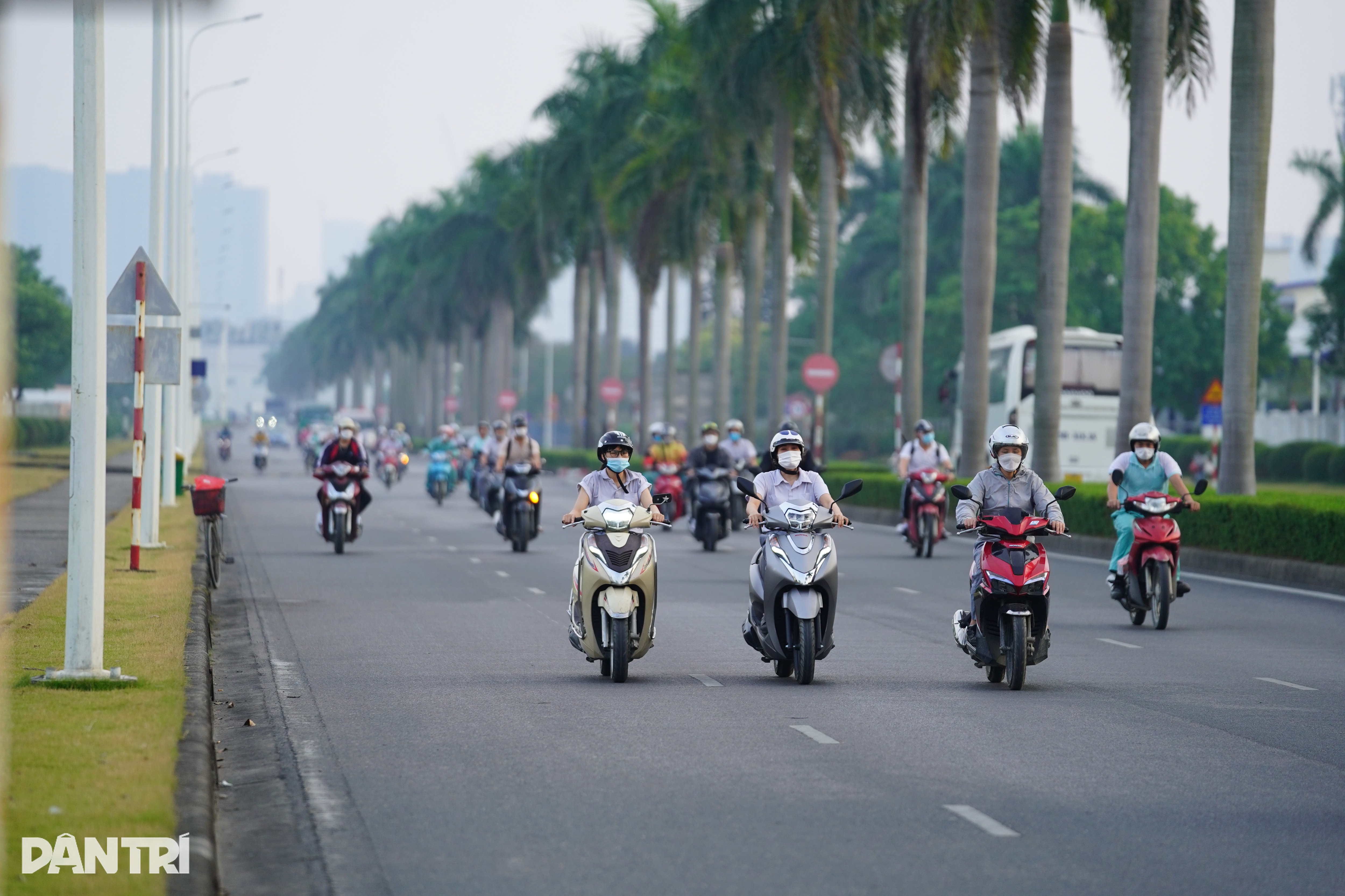 Mất việc, giảm lương dịp cuối năm, công nhân quay cuồng lo mất Tết - 1 Mất việc, giảm lương dịp cuối năm, công nhân quay cuồng lo mất Tết - 1