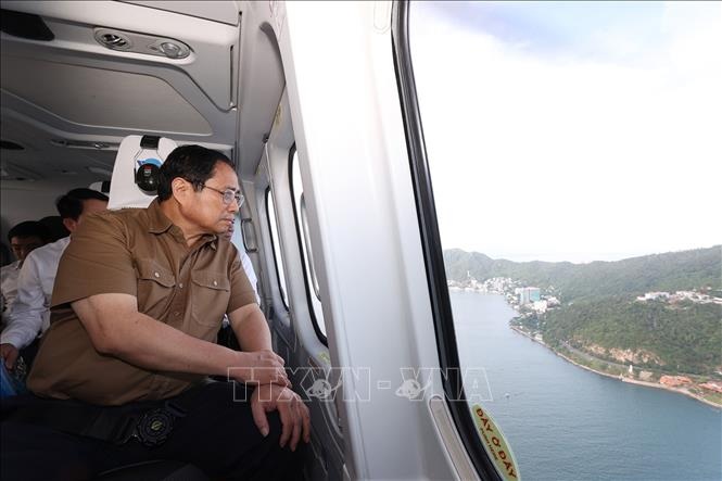 Thủ tướng đi trực thăng khảo sát các dự án lớn của Bà Rịa - Vũng Tàu - 1