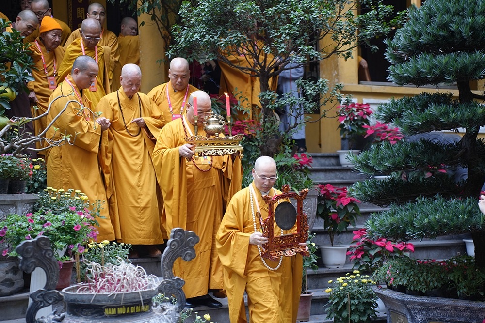 Lễ cung nghinh chư Tôn đức Giáo phẩm chào mừng Đại hội Phật giáo Việt Nam - 3