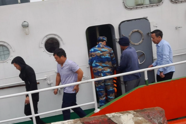 13 thuyền viên trên tàu gặp nạn kêu gọi cứu hộ khẩn cấp - 2