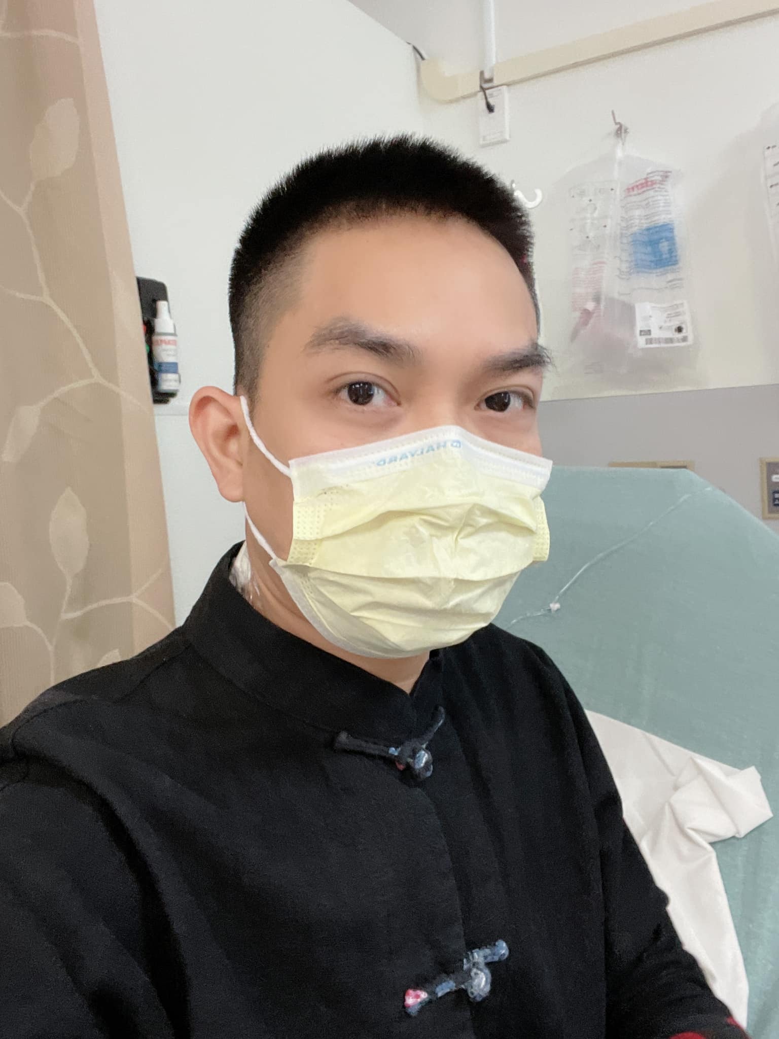 Ca sĩ Phạm Khánh Hưng tiết lộ tình trạng sau khi cắt bỏ bướu mỡ tại Mỹ - 1