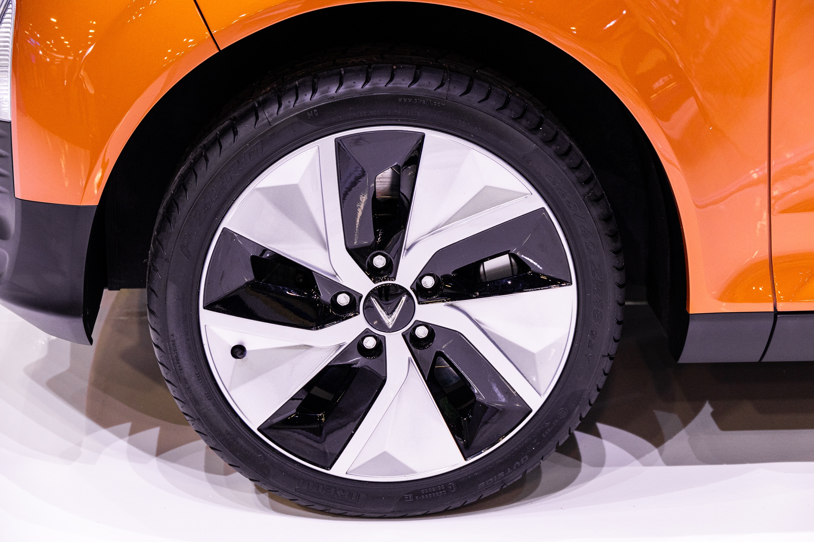 View - VinFast VF 5 Plus có gì để tham vọng thành xe "quốc dân" tại Việt Nam | Báo Dân trí