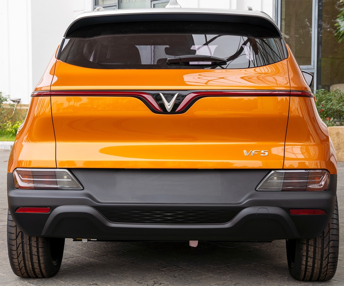 View - VinFast VF 5 Plus có gì để tham vọng thành xe "quốc dân" tại Việt Nam | Báo Dân trí