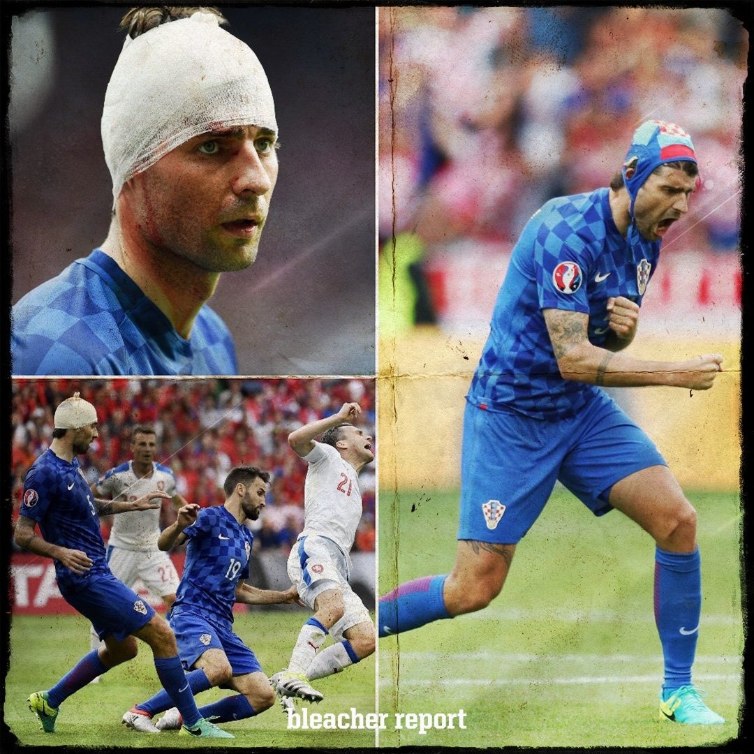 Ý nghĩa của chiếc mũ bóng nước đối với fan cổ vũ Croatia tại World Cup - 2